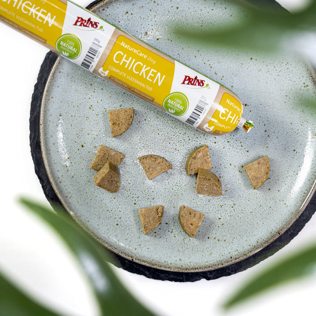 Prins NatureCare – Hrană naturală cu pui ( câini adulți)