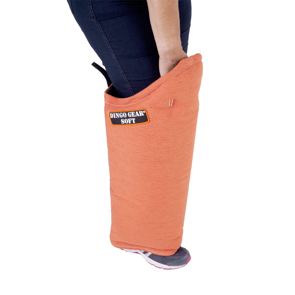Dingo Gear – manșon lung de picior pentru dresaj din Nylcot, duritate SOFT