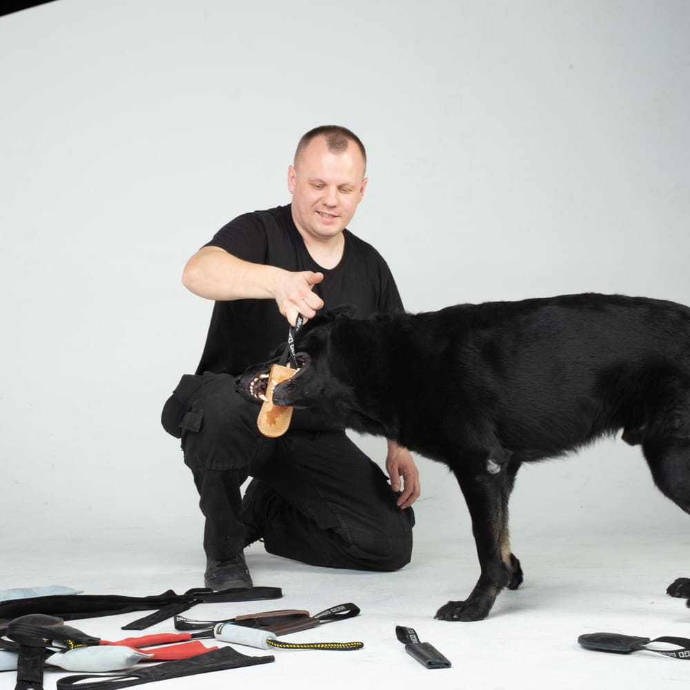 Dingo Gear – Jucărie tug din piele cu un singur mâner – pentru antrenament de mușcătură și joacă